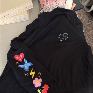 Black Elephant Graphic Long Sleeve Shirt